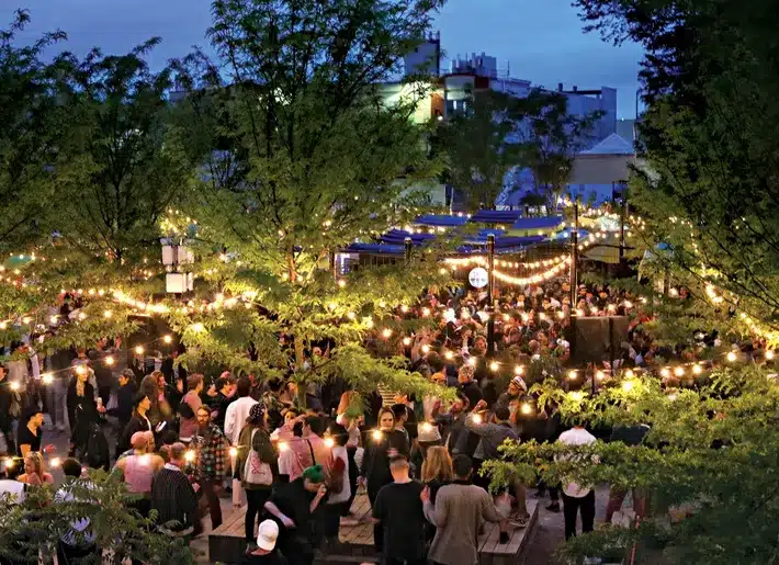 Party Rentals Brooklyn NY | Tent Rentals New York NY | Table and Chair Rentals NYC