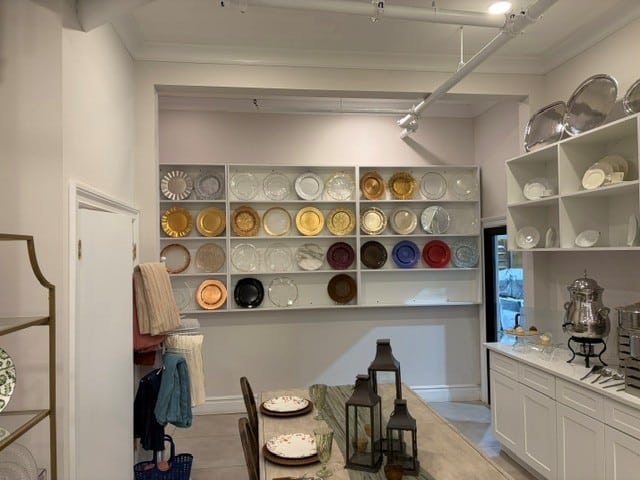Atlas Show Room 1